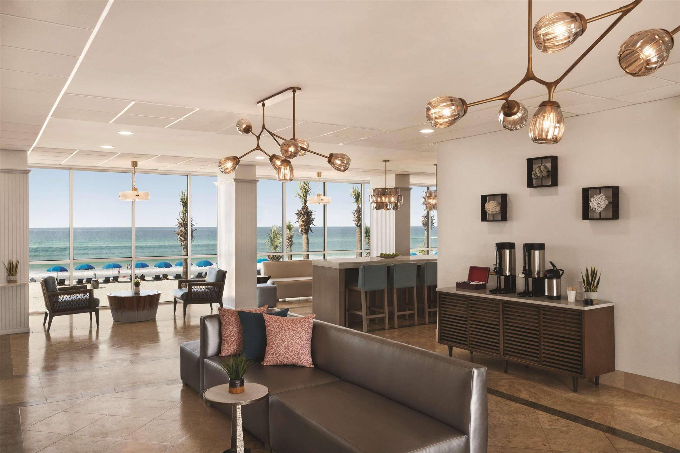 Radisson Beachfront Hotel - Panama City Beach 28/33