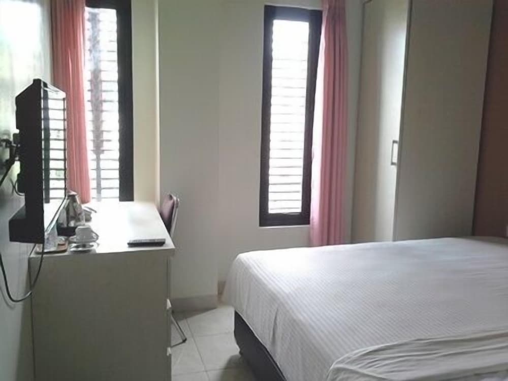 Asoka Inn Bandung 6/21