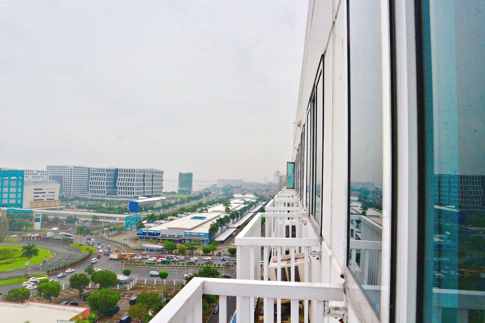 Condodeal At Sea Residences 3/52