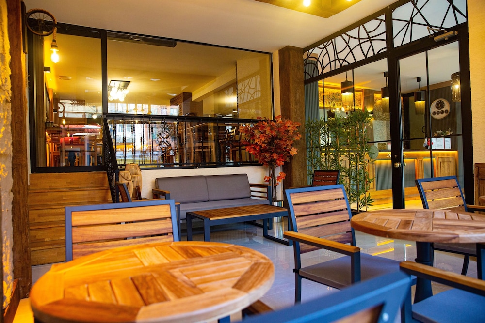 Emirtimes Hotel Kadikoy 49/67