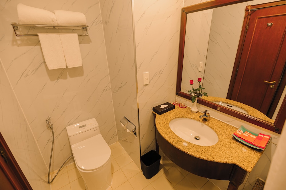 Dalat Hotel Du Parc 48/49