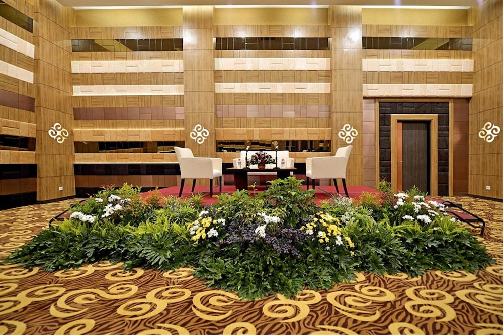 Grand Tjokro Jakarta 13/68