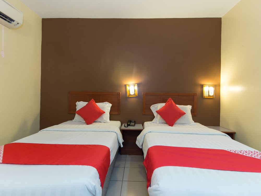 OYO 473 Comfort Hotel 2 11/55