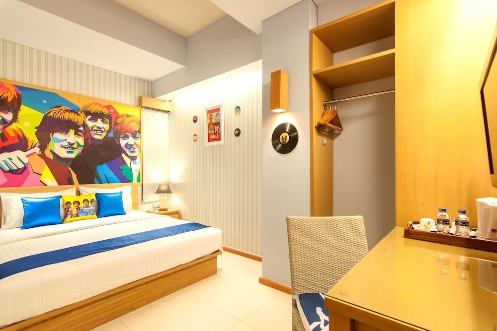Rhadana Hotel 4/63