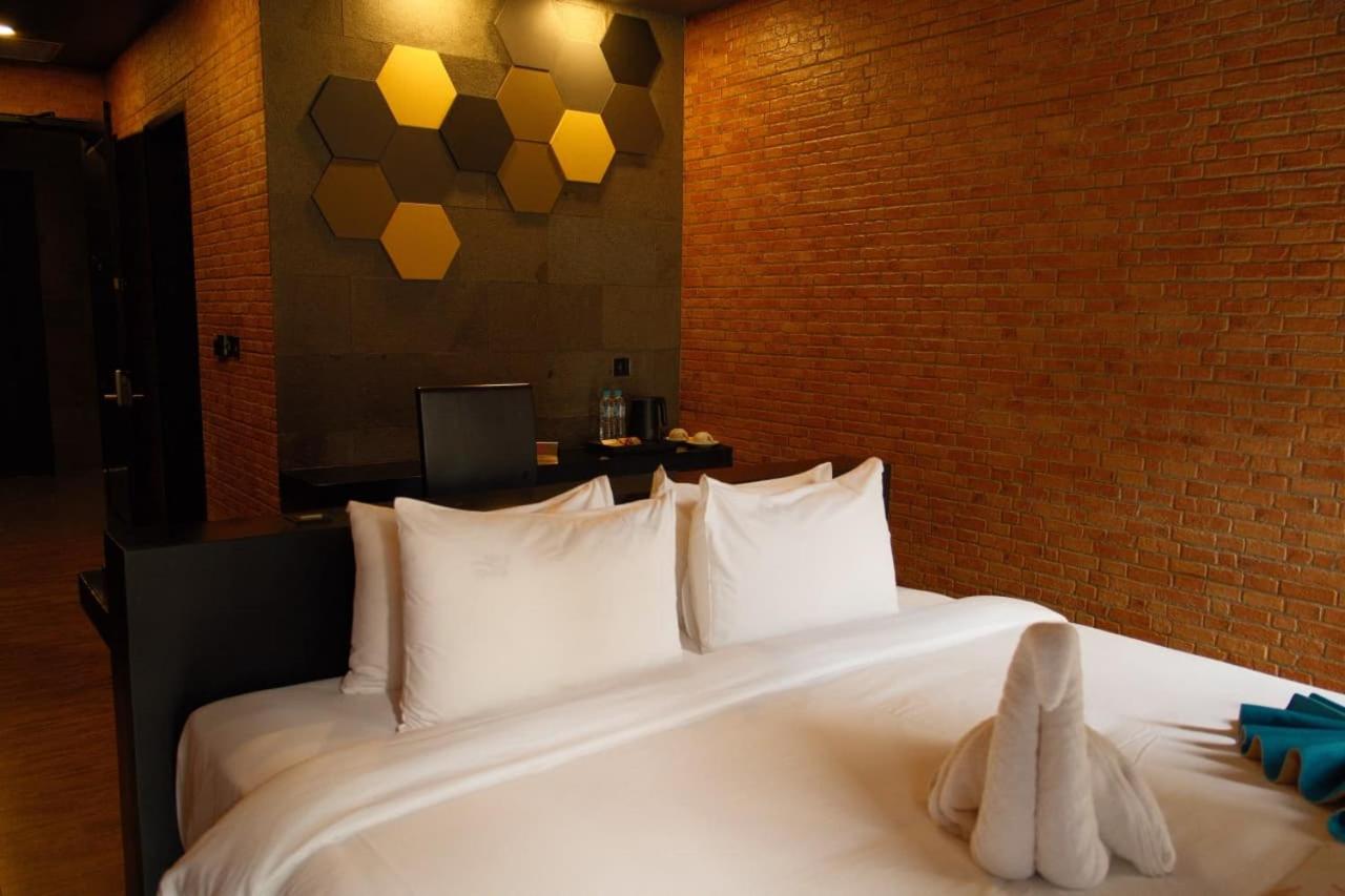 JL World Hotel Dili 11/50