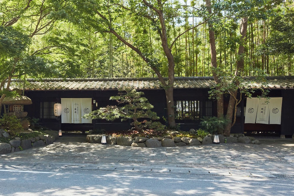 HANA NO OMOTENASHI NANRAKU 61/64