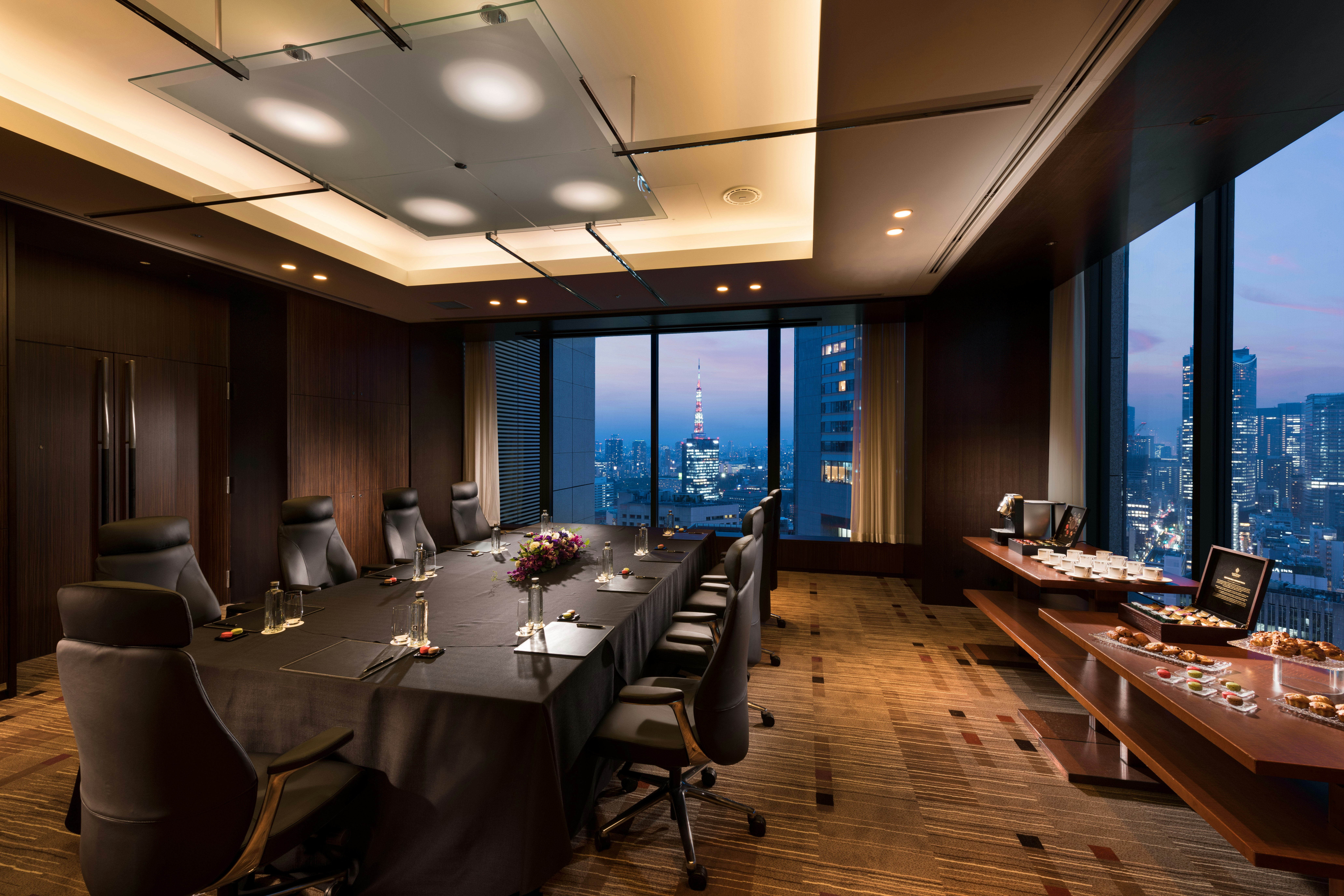 Conrad Tokyo 44/50