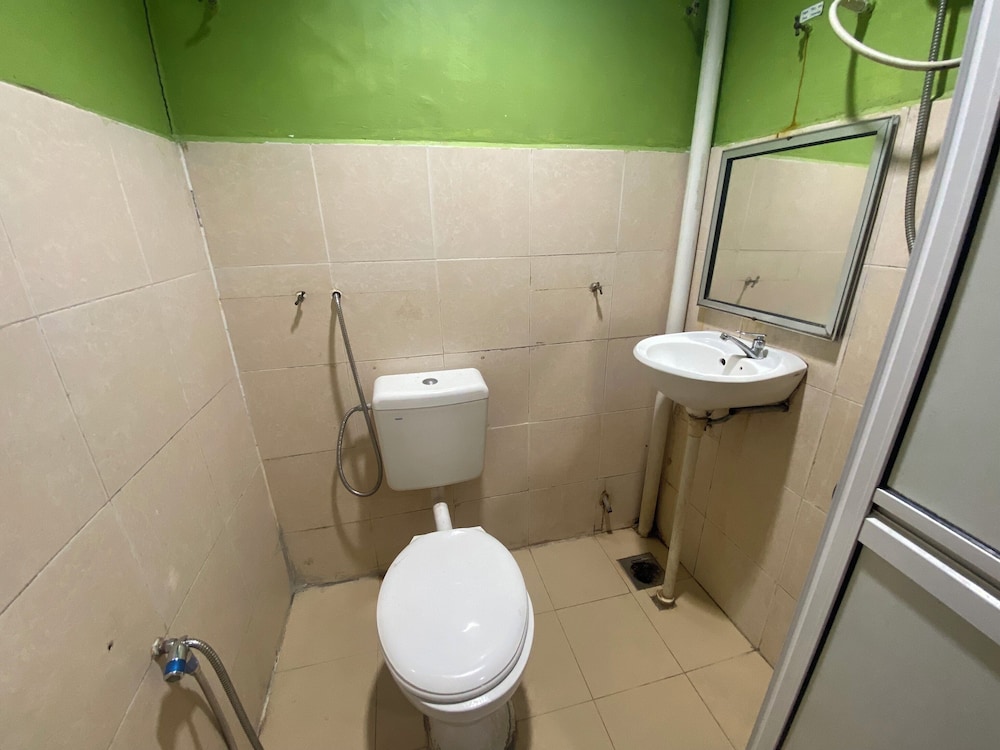 Hotel O De Anjung 18/20