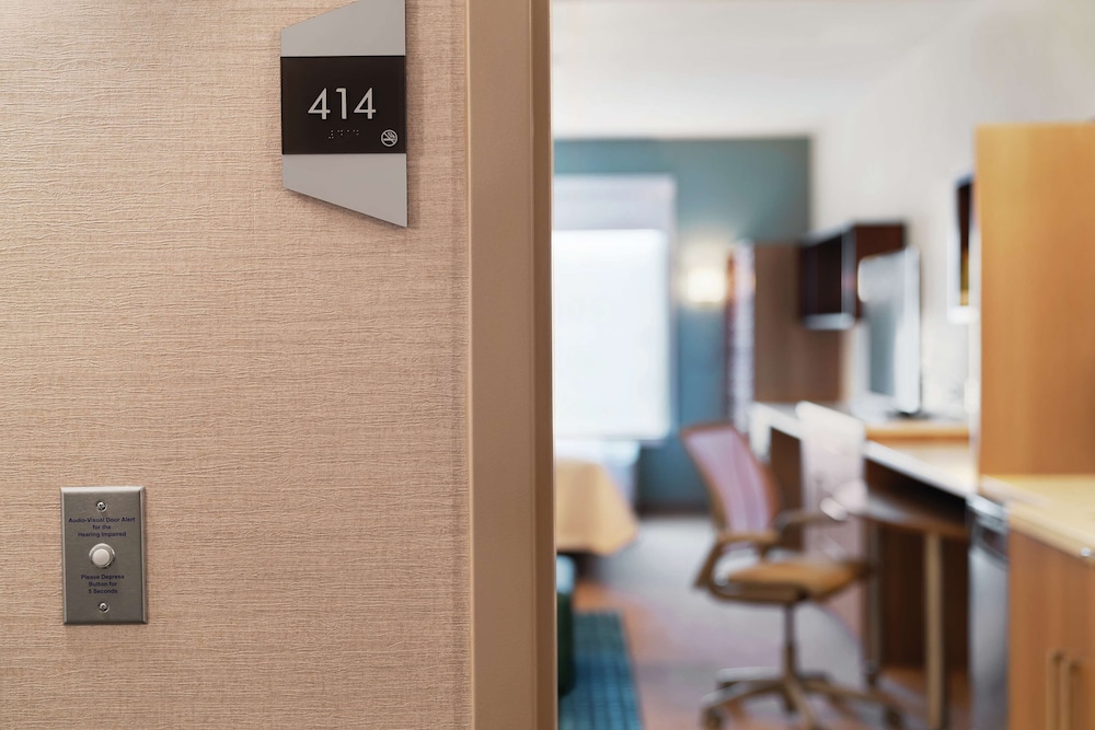 Home2 Suitesby Hilton Lancaster Pa 25/46