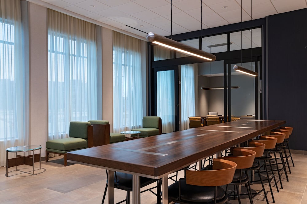 Courtyard By Marriott Dallas Frisco 18/27