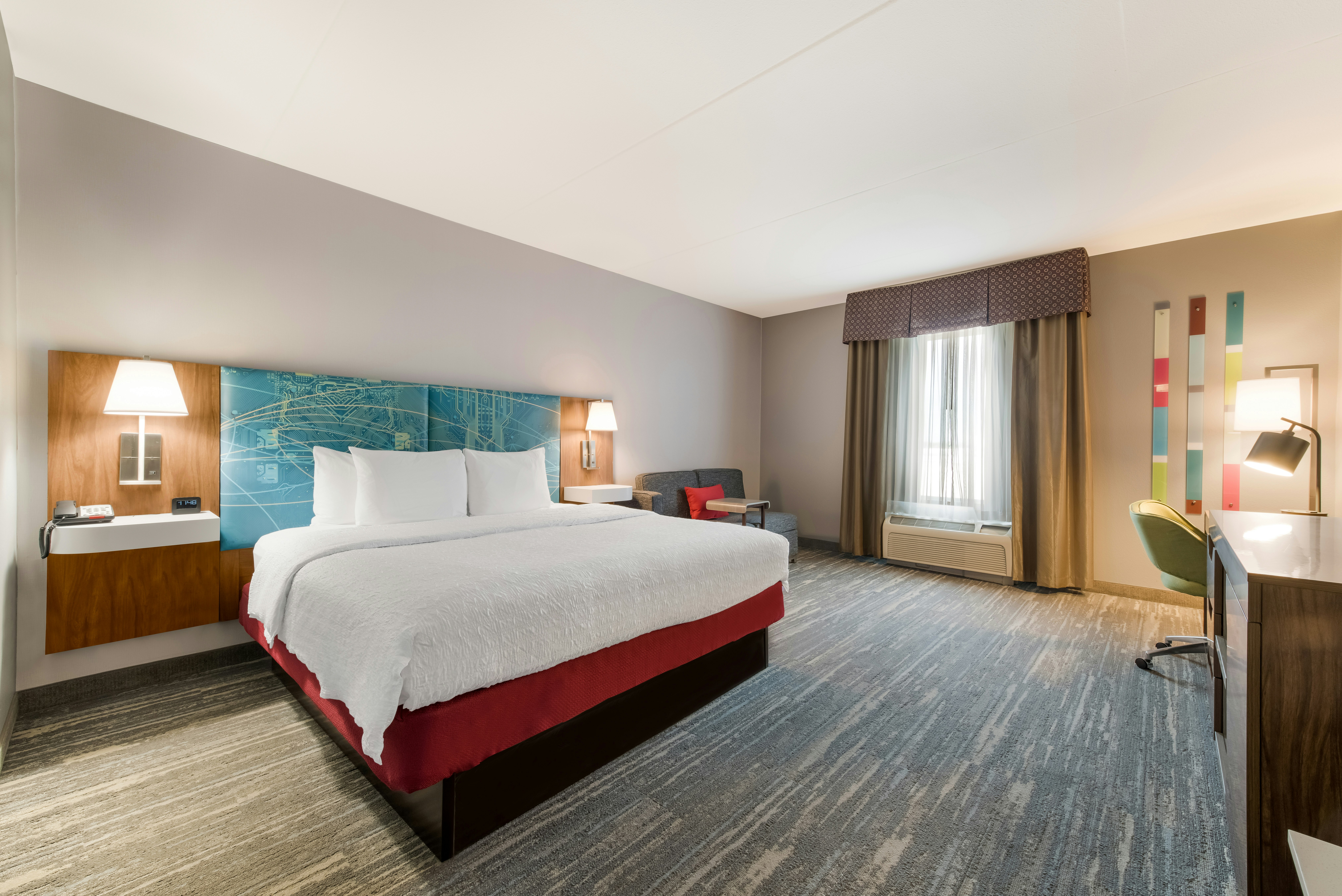 ROOM, KING BED