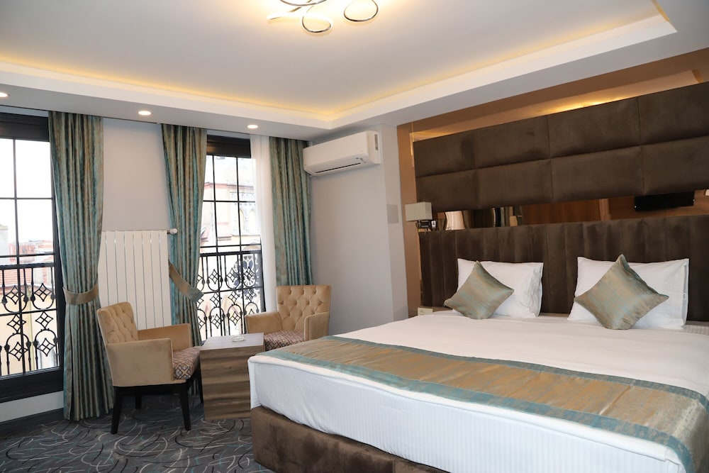 Grand Kavi Hotel 10/50
