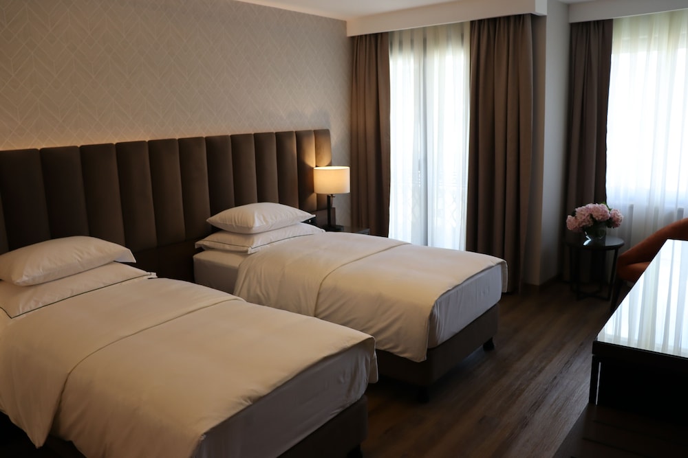 Riva Hotel Nisantasi 9/33