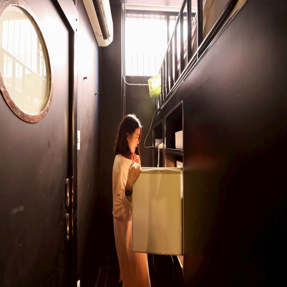 Collection O Jasaen Stylish Boutique Hotel 17/54