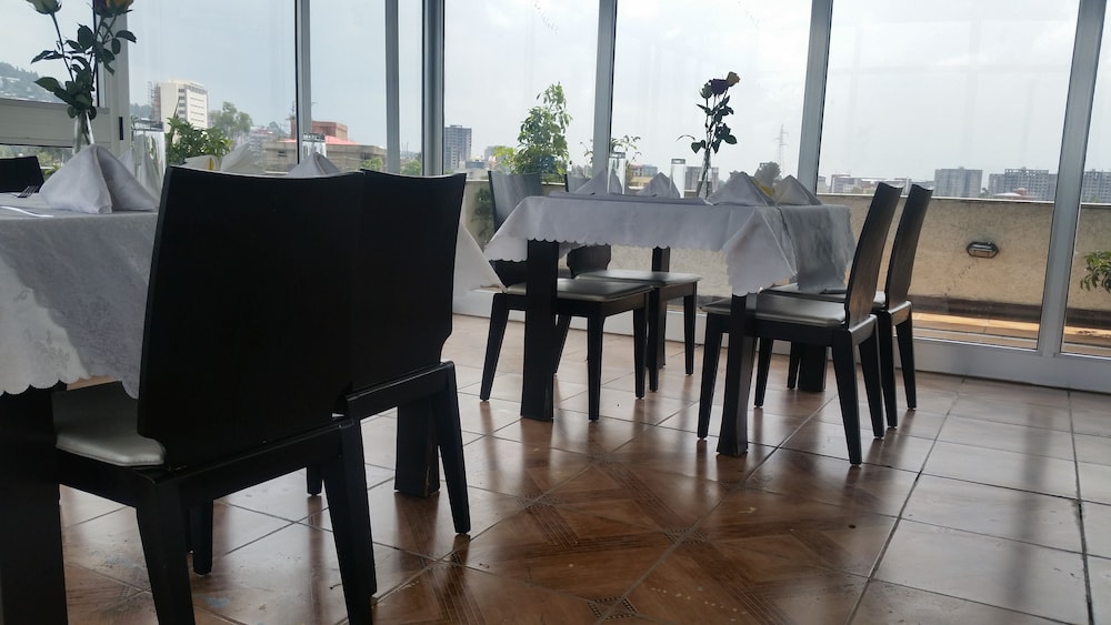 Ag Palace Hotel 34/56