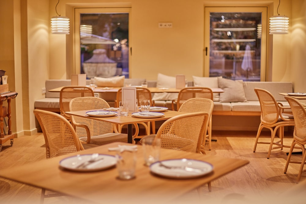 Mon Boutique Hotel 53/64