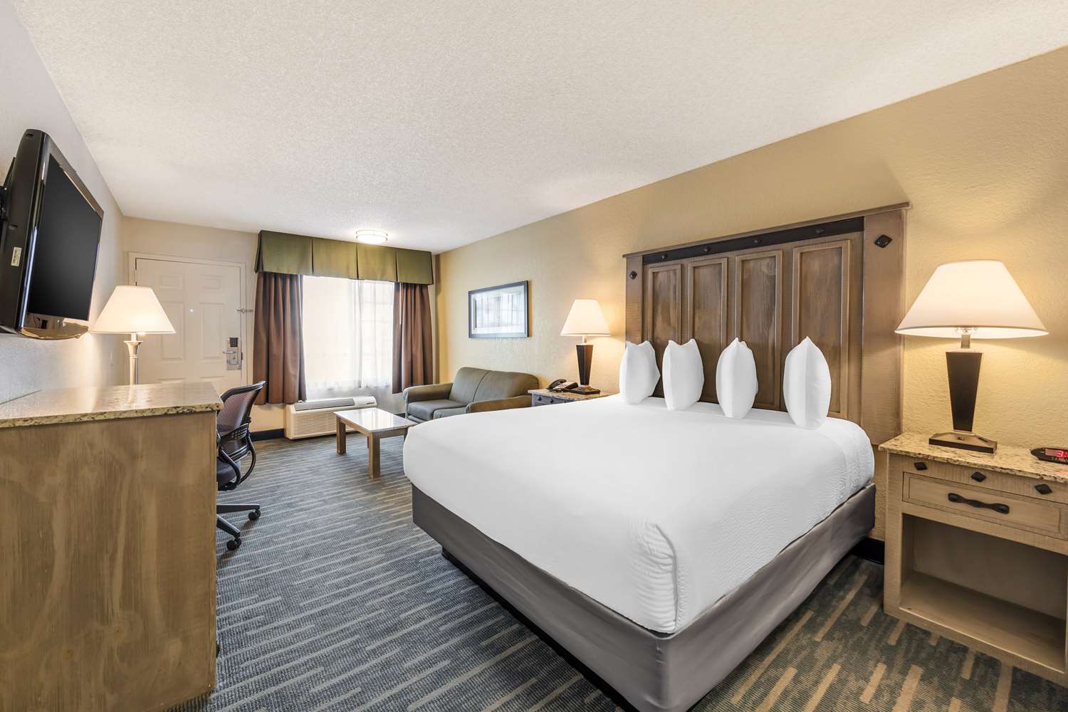 Room, Queen Bed