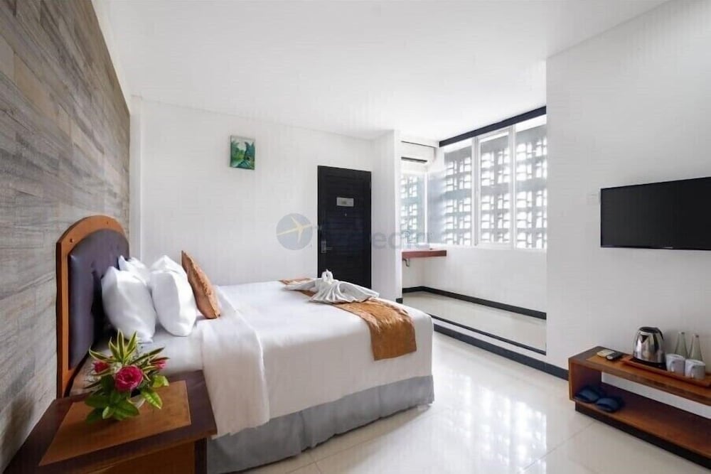 The Kanjeng Suites Kuta Galeria - Bali 28/56