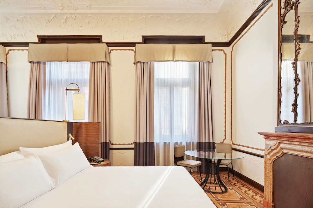 Doubletree By Hilton Trieste 35/87