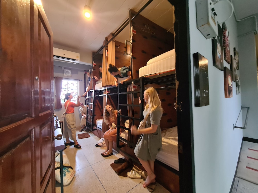 The 8 Factory Hostel Phitsanulok 51/69