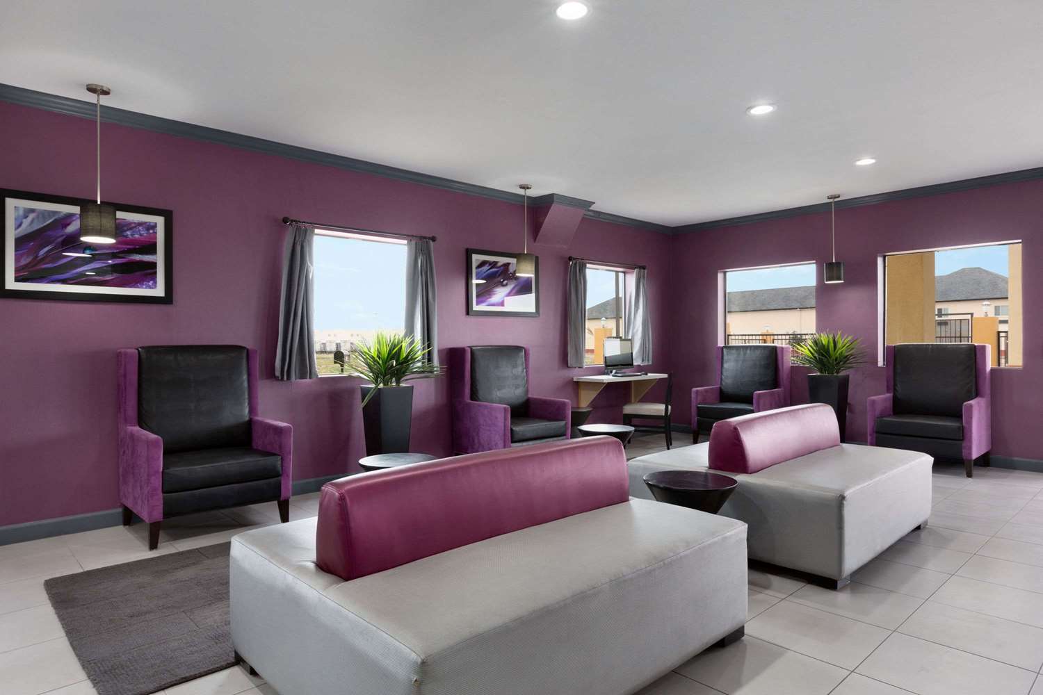 Days Inn by Wyndham Odessa 20/31