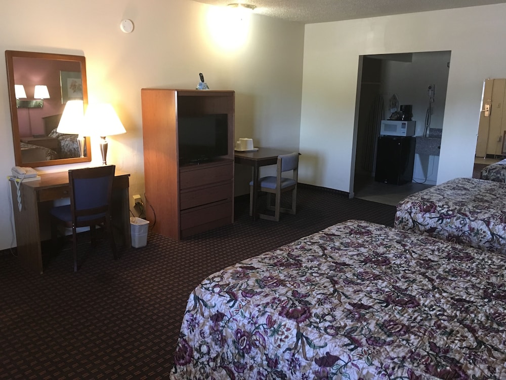 Budget Host La Fonda Motel 10/20