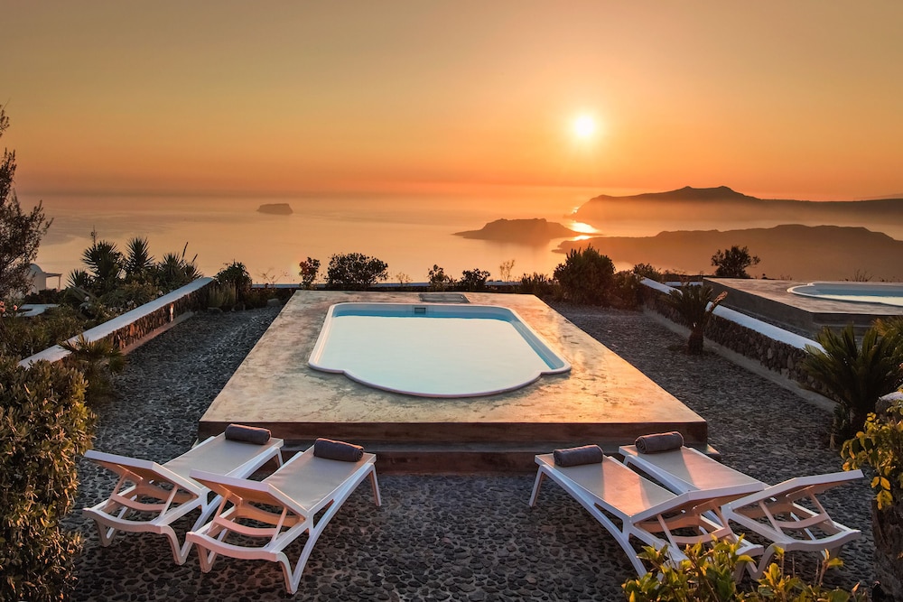 Ananda Retreat 14/24