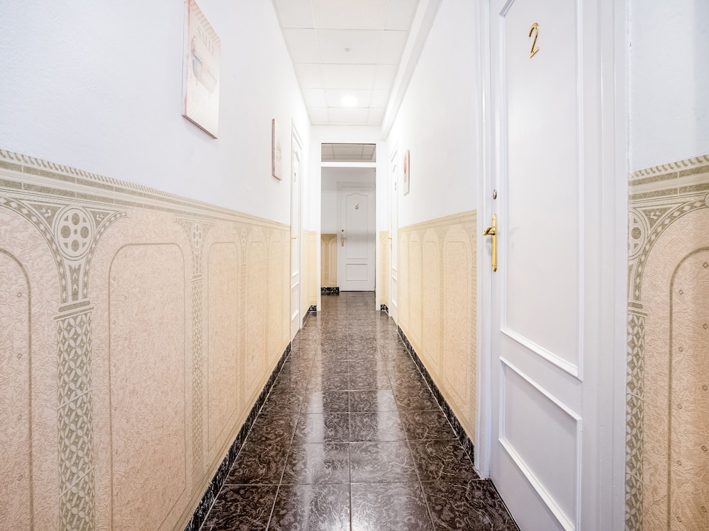 Hostal El Patio de la Luna by Vivere Stays 36/45