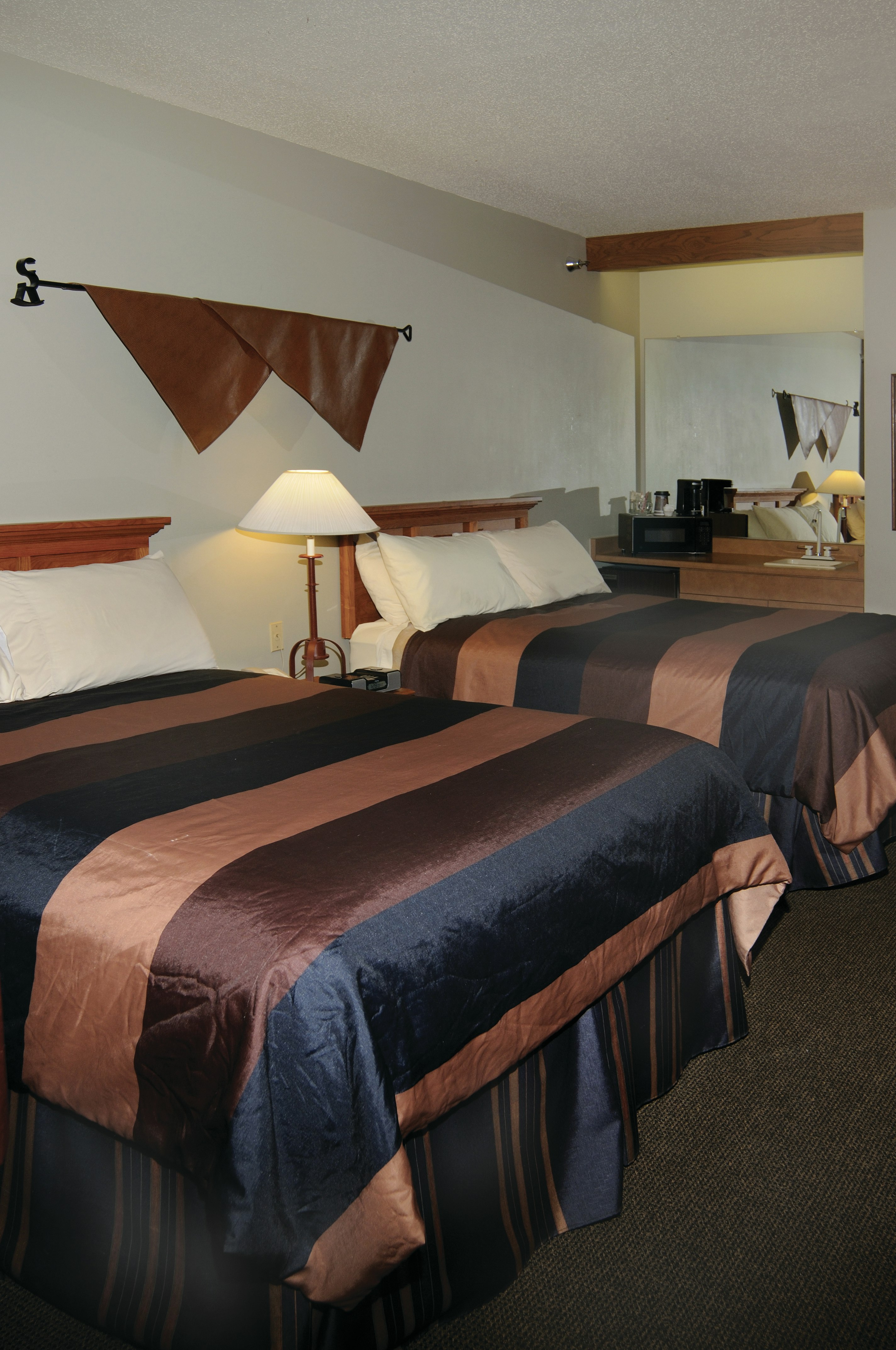 Arrowwood Resort At Cedar Shore 10/25