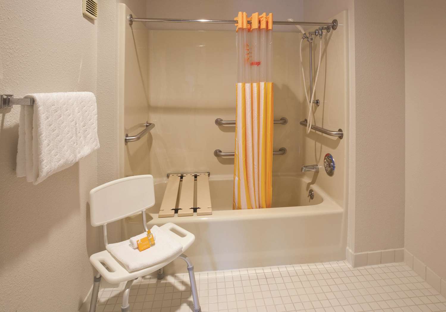 La Quinta Inn Sheboygan 39/42