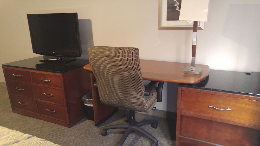 Affordable Suites of America Portage 39/45