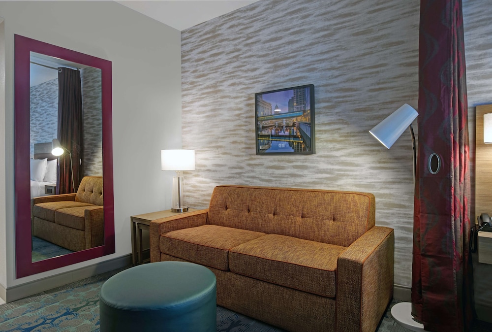 Home2 Suites by Hilton Milwaukee Downtown, WI 31/48