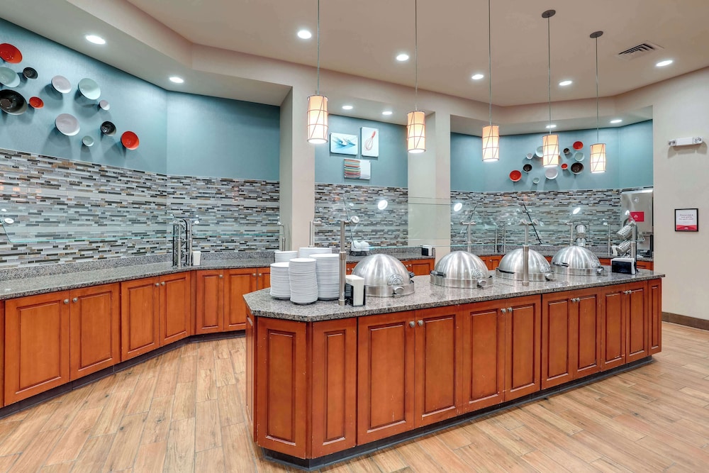 Drury Inn Suites Charlotte Arrowood 7/50