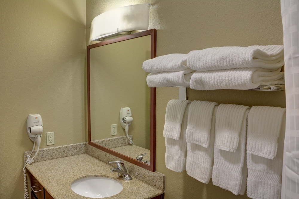 Candlewood Suites Texarkana 21/53