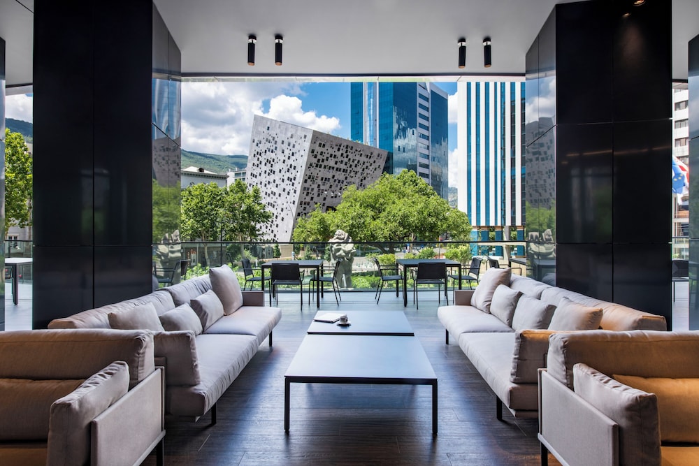 Pullman Tbilisi Axis Towers 26/45