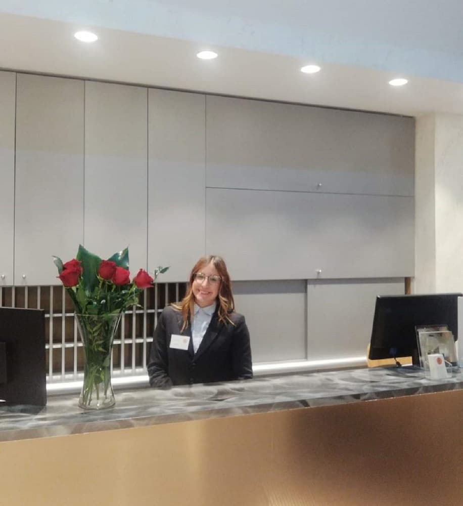 Hotel Aphrodite 6/48