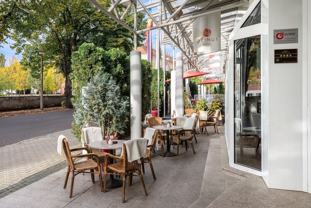 Azimut Hotel Dresden 56/66