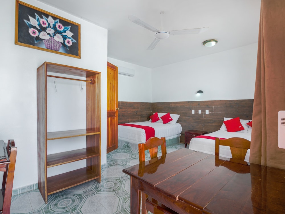 OYO Hotel Palma Real 18/34