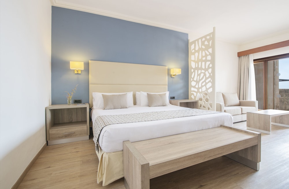 Menorca Binibeca by Pierre & Vacances Premium 18/50