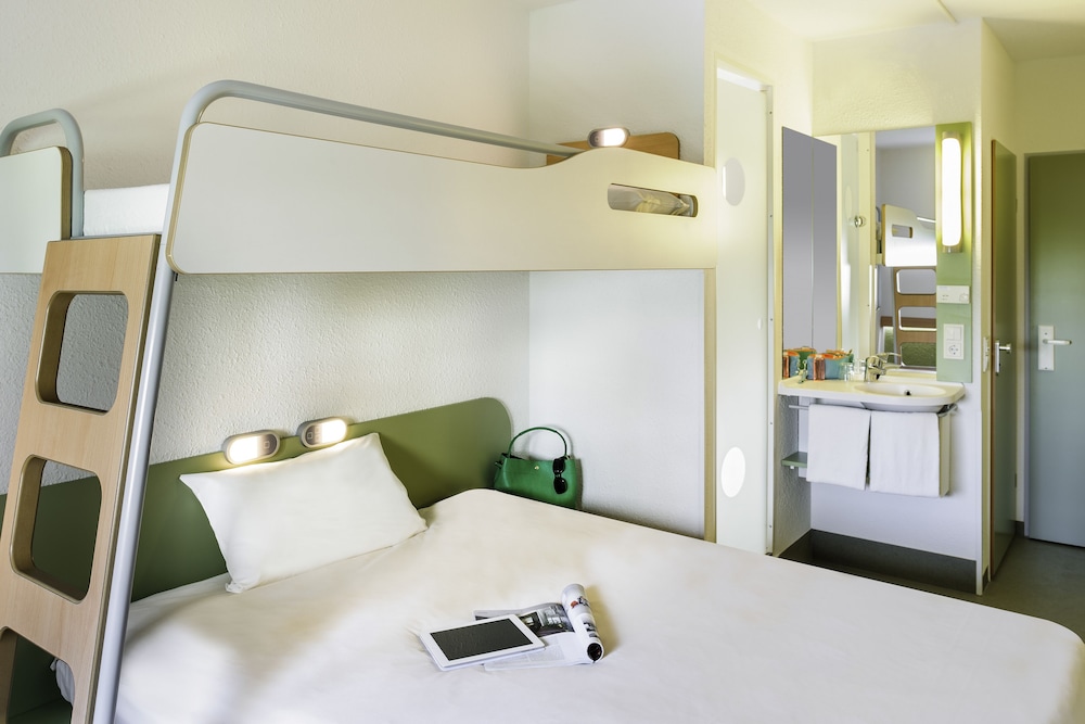 Ibis Budget Lyon Saint Genis Laval 25/62