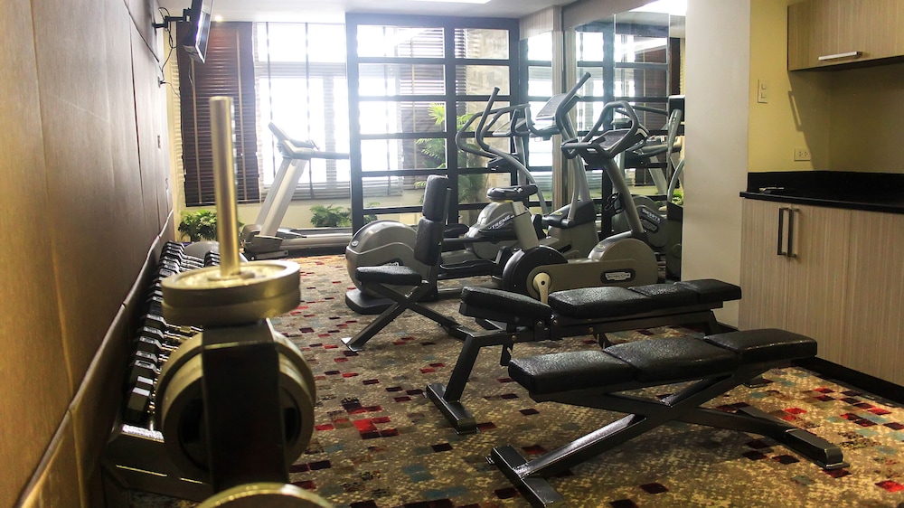 Brentwood Suites 23/38