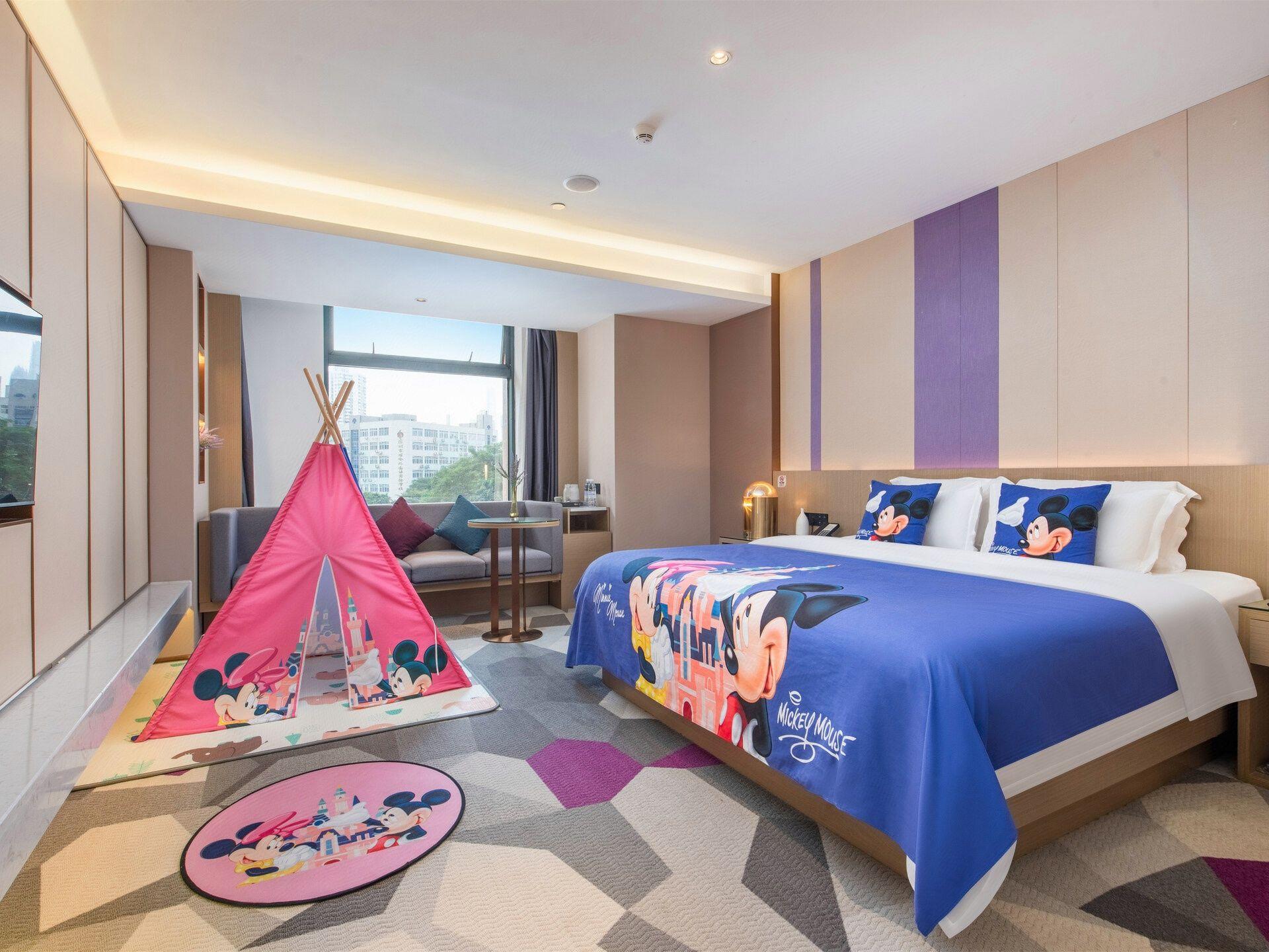 Lavande Hotel (Shenzhen Luohu Shuibei Cuizhu Metro Station) 30/48