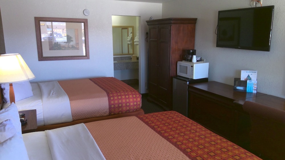 Rodeway Inn Montrose 7/31