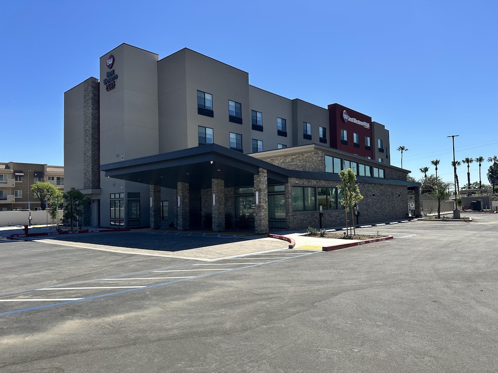 Best Western Plus Rialto 37/43