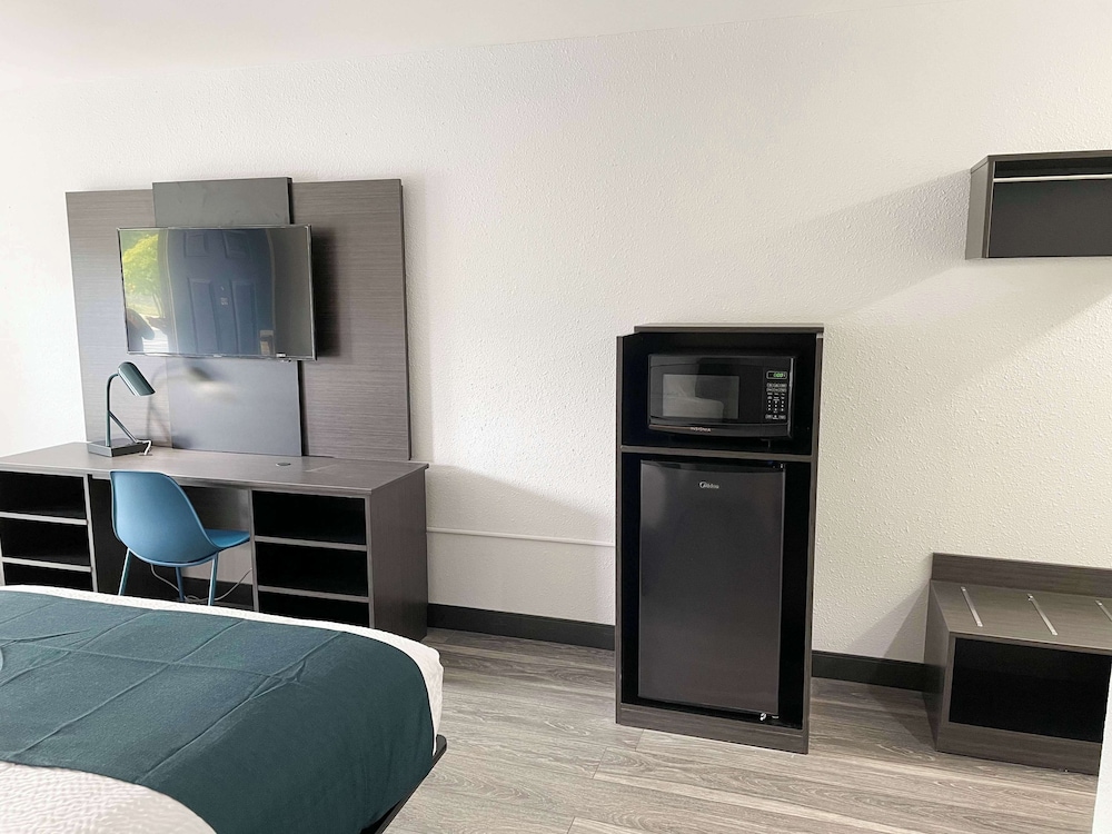 Motel6 West Columbia, SC - Airport 14/24
