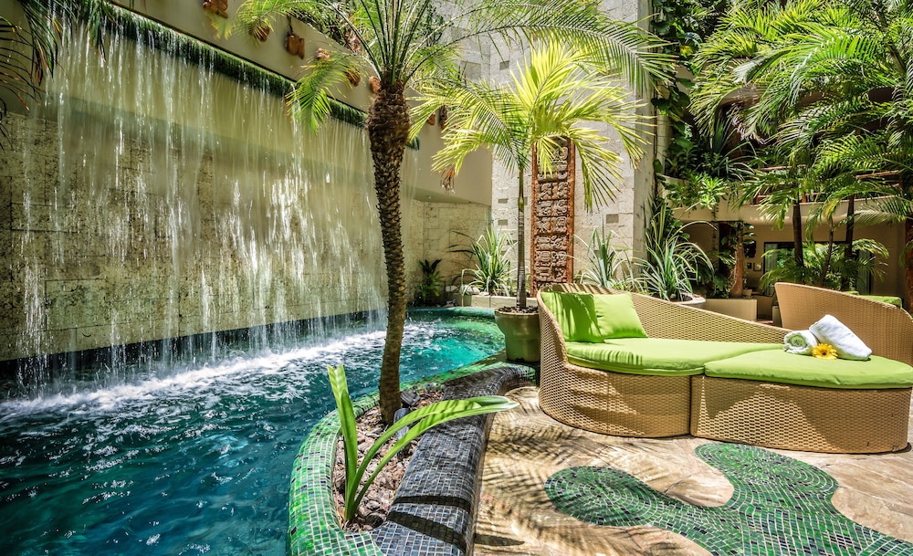 Maya Villa Condo Hotel Beach Club 22/49