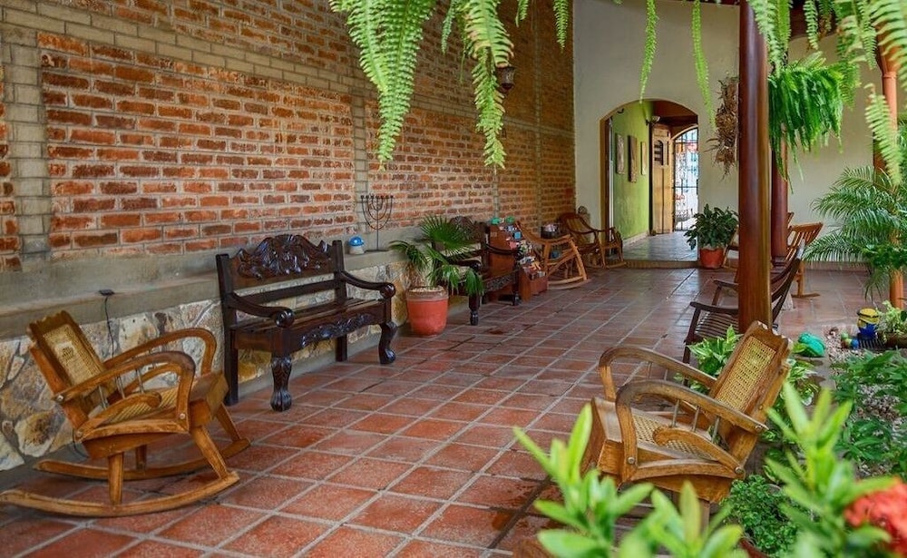 La Posada Del Sol 59/81