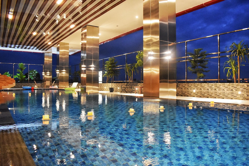 Grand Metro Hotel Tasikmalaya 40/45