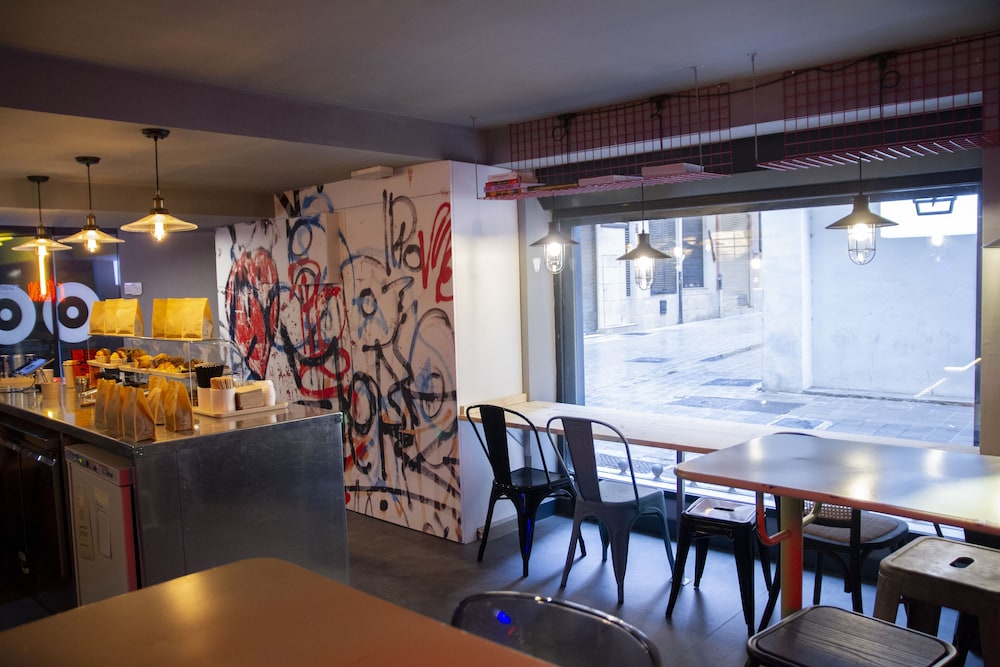 Youth Hostel Center Valencia 37/42
