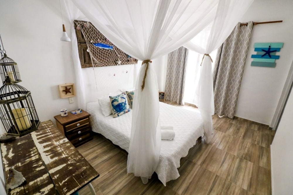 THE BEACH HOSTEL CARTAGENA 49/76